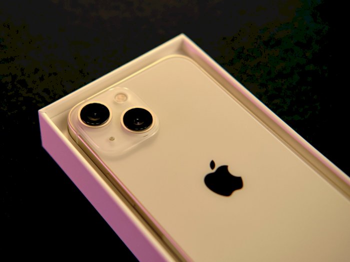 Rear view of the latest iPhone 13
